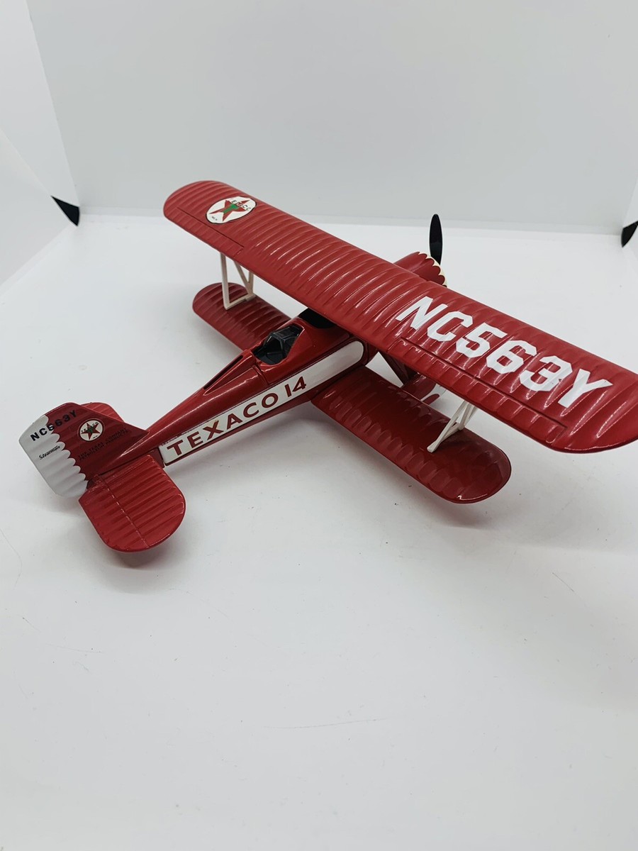 Die Cast Bi-Plane ERTL Texaco NC563Y Red Model/Coin Bank