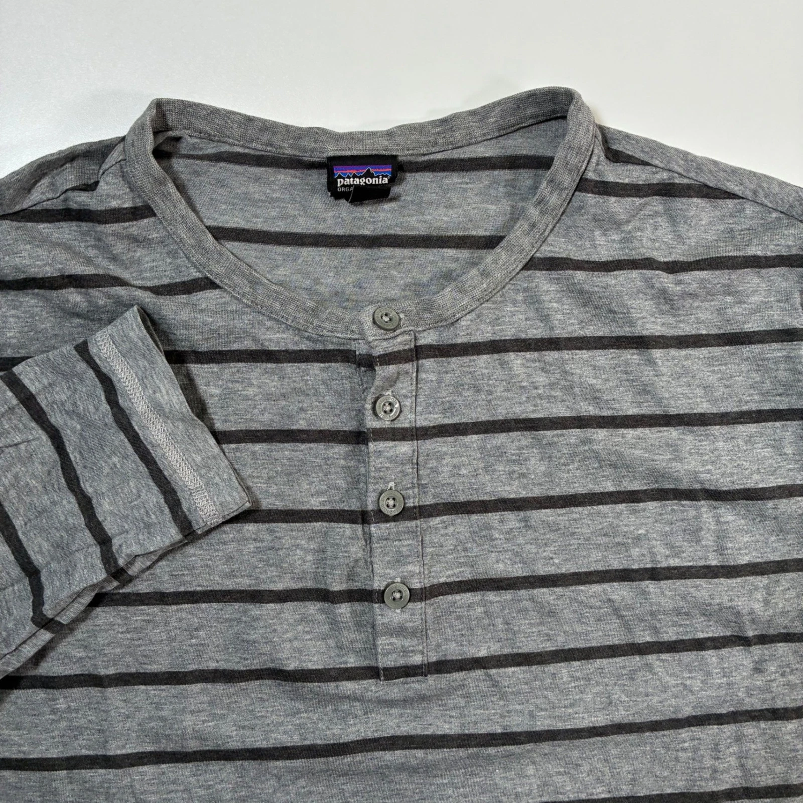 Patagonia Daily Henley Shirt Large Gray Striped Organic Cotton Long Sleeve
