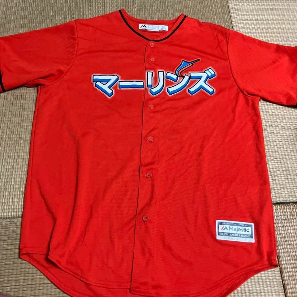 Футболка MLB Miami Marlins Ichiro Suzuki специальное издание размер большой крайне редкая - Изображение 2 из 4