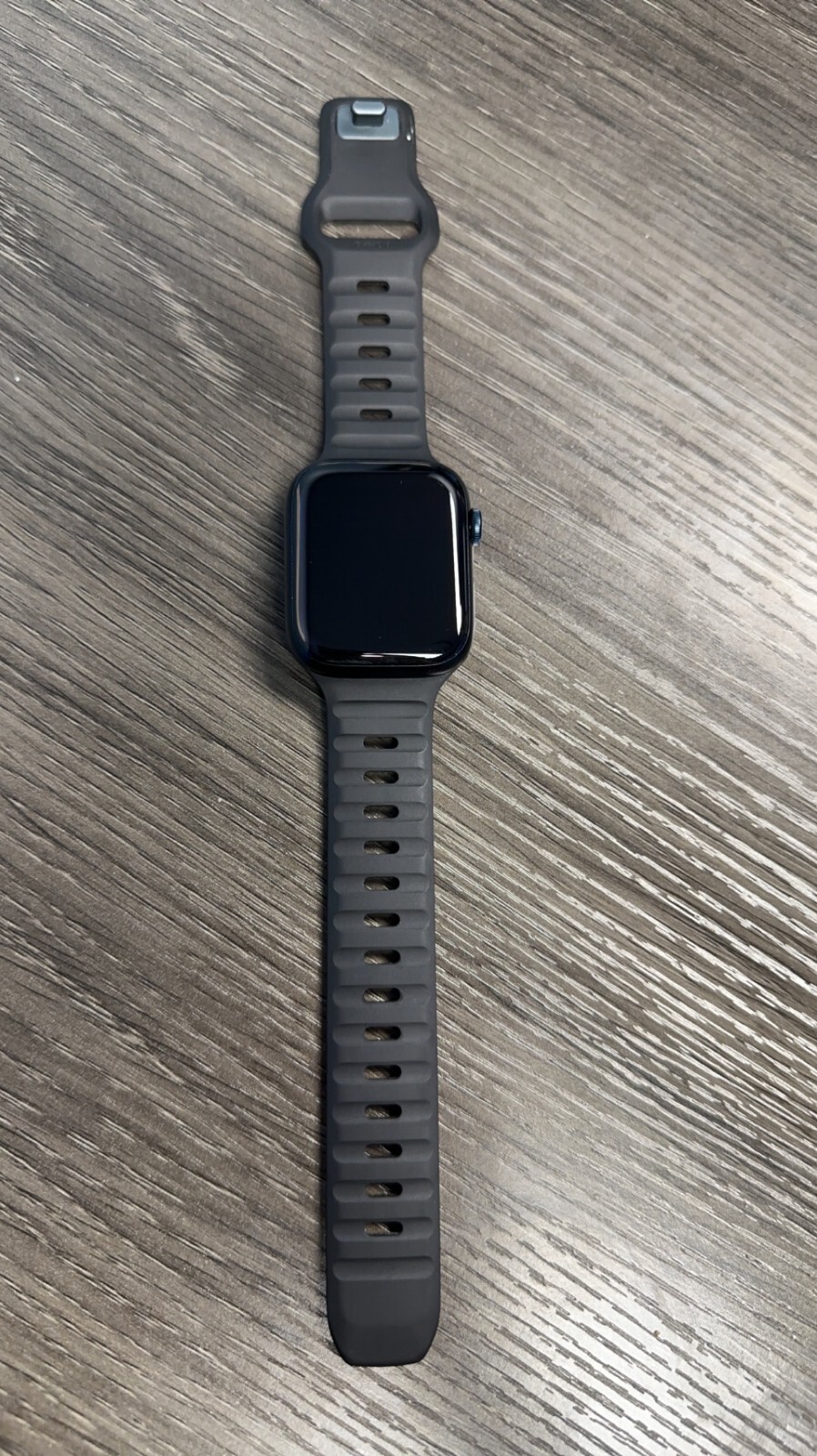 Apple Watch Series 7 45mm Black Aluminum GPS Smartwatch