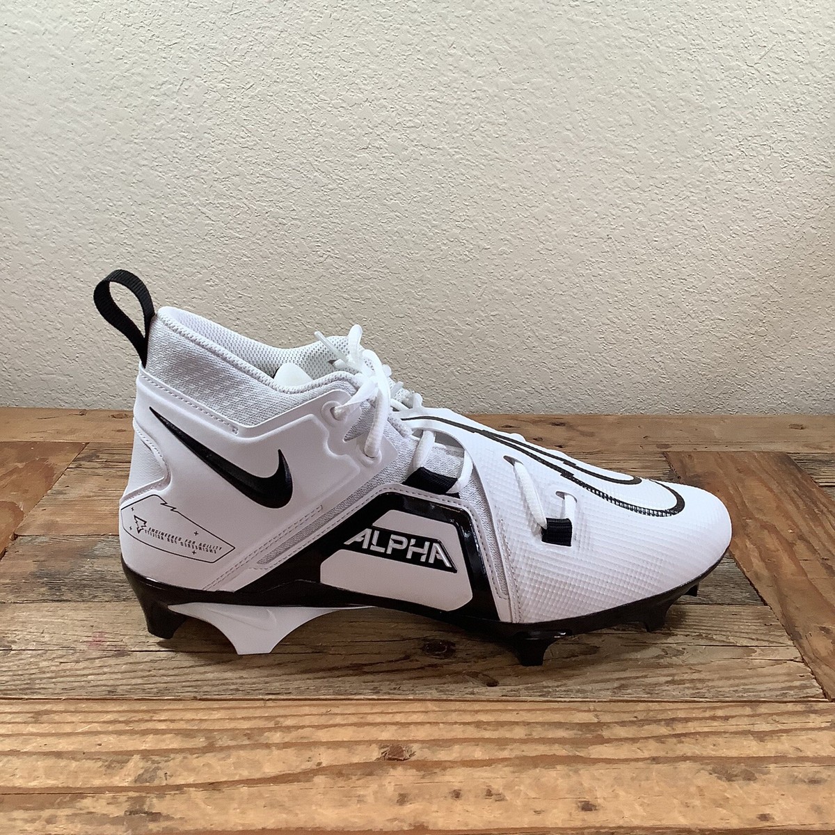 Nike Alpha Menace Pro 3 Mens Size 11 Football Cleats White