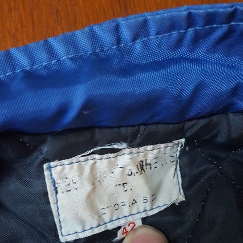 Vintage UVIC Vikes Soccer 1980s Embroidered Nylon Jacket XL Vikings Victoria BC - Picture 6 of 6
