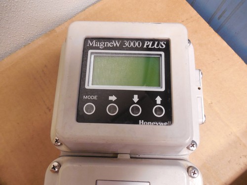 NEW HONEYWELL MAGNEW 3000 PLUS FLOWMETER CONVERTER MGG14C-CB4H-XAXX-SH-A 120V - Picture 2 of 7