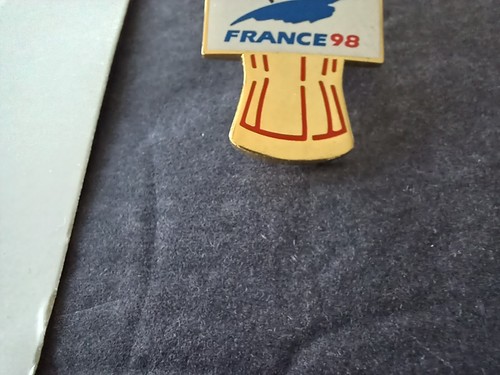 1998 Coca Cola France 98 Soccer Pin - Picture 5 of 7