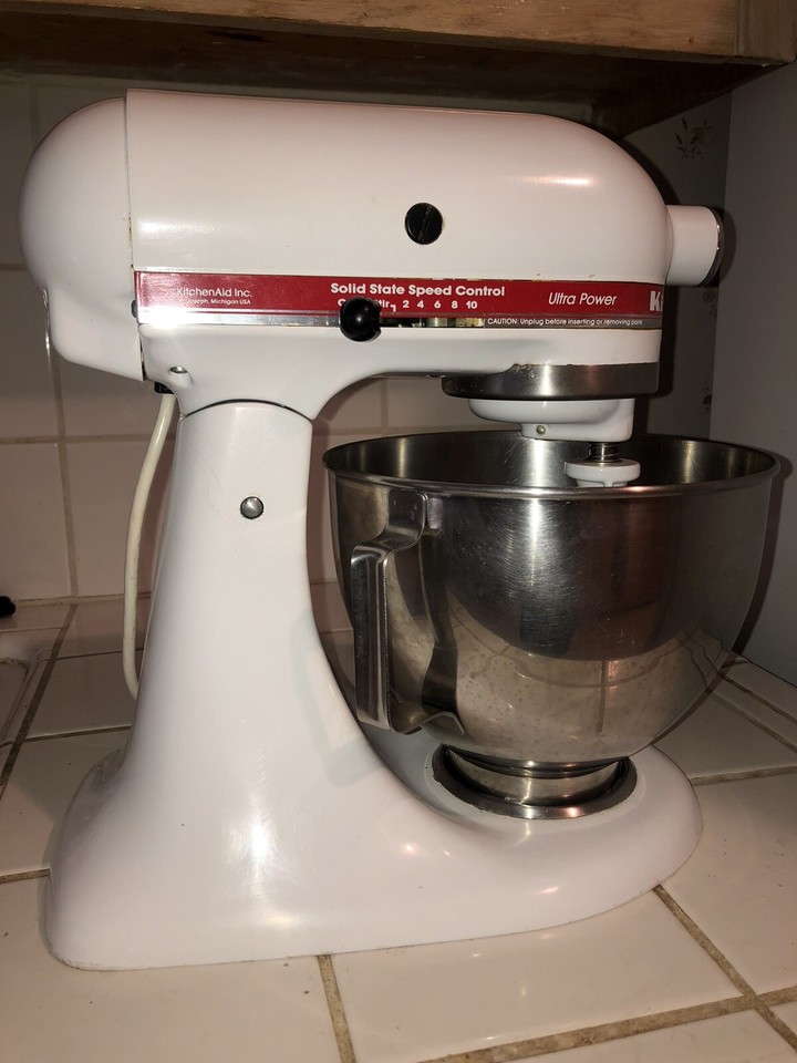 KitchenAid KSM90 300W Ultra Power Stand Tilt Head Mixer W/bowl, 1