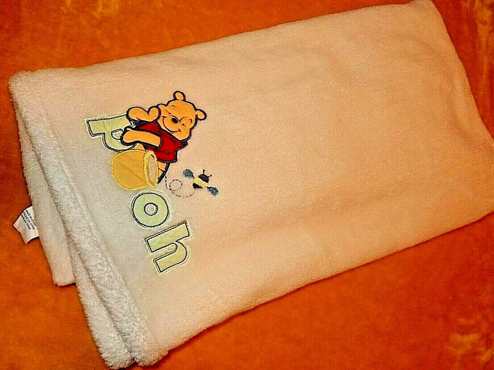 Manta edredón 8D 30x40 Kidsline Disney Winnie the Pooh felpa cuna bebé Lovey Foto 2 de 4