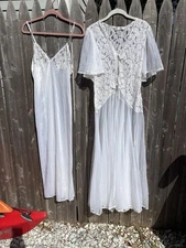 Vtg Val Mode Gown White Bridal Peignoir Set Robe 2 Pc Negligee USA Nylon Med