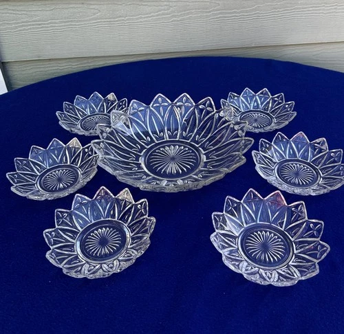 Vtg Federal Glass Petal clear set 10" large bowl & 6 small berry bowl salad set