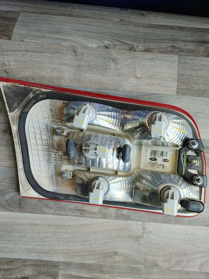 Lincoln Zephyr MKZ 2006-2009 conductor derecho luz trasera interior OEM Foto 3 de 4