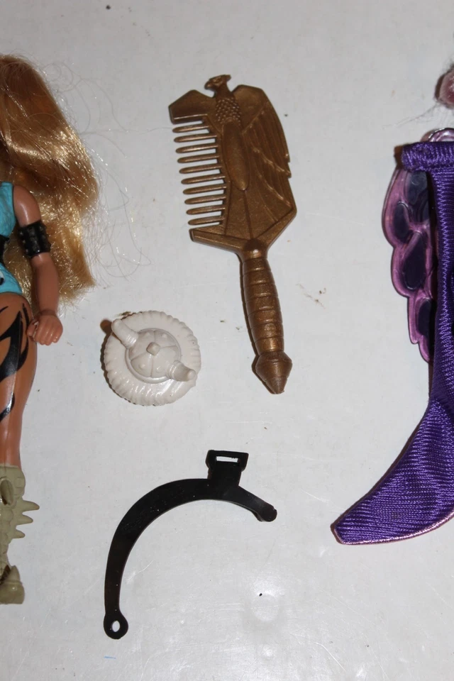 3 Figuras Galoob 1984 Golden Girl Wild One Dragon Queen Moth Lady Años 80 She-Ra Foto 3 de 4