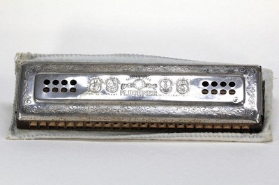  M. Hohner Mundharmonika Echo Bell Metal Reeds Tremolo Vintage ca. 1937-1950er