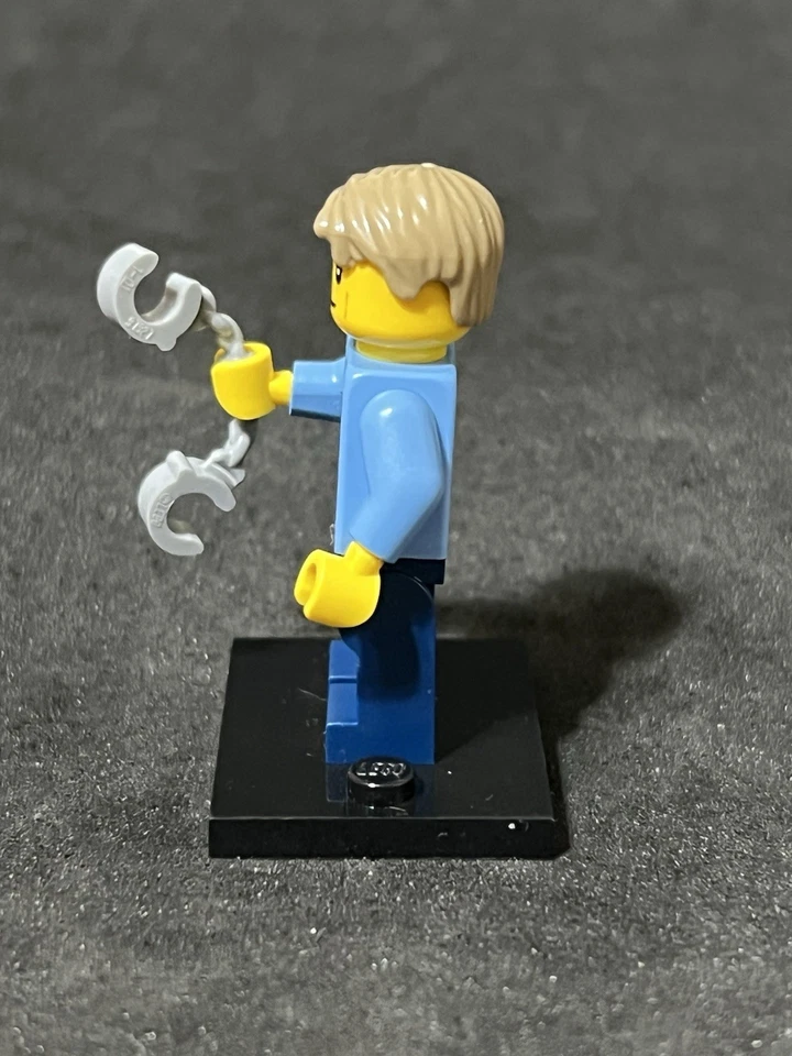 LEGO City Undercover Chase McCain Minifigura Police City 60007 A4 Foto 2 de 4