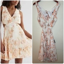 Express Pleated Chiffon Floral Dress Semi formal Cocktail Sundress Peach Pink M