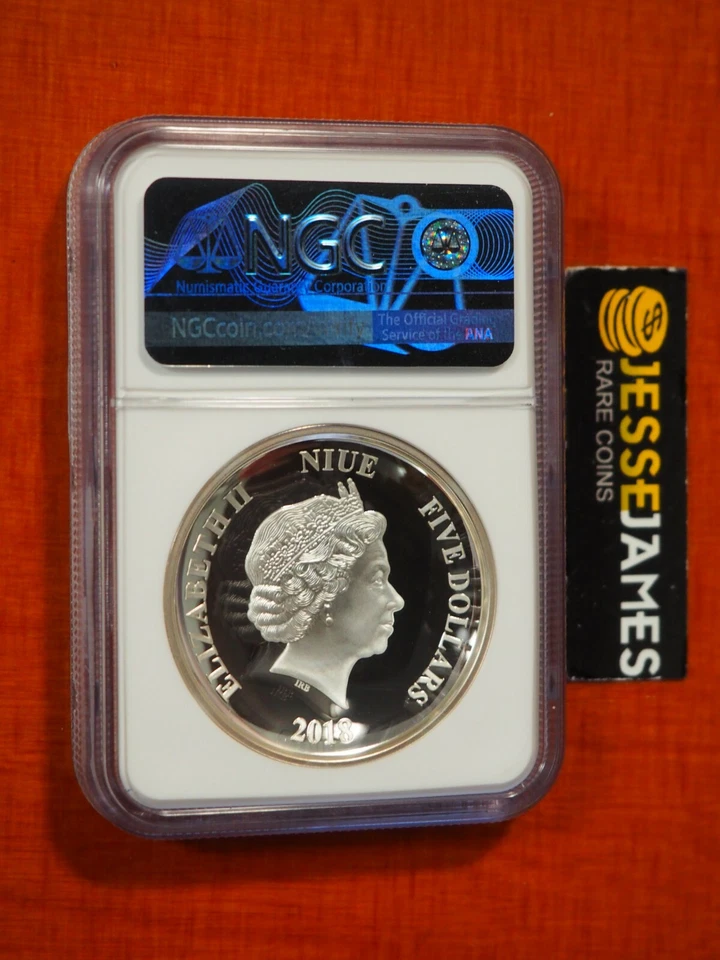2018 $5 NIUE PROOF SILVER YODA STAR WARS NGC PF70 ULTRA CAMEO HR 2 OZ - Imagem 2 de 2