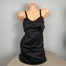 Vintage Lady Linda Black Slip Retro Size S / 32 Short Nylon Made in USA