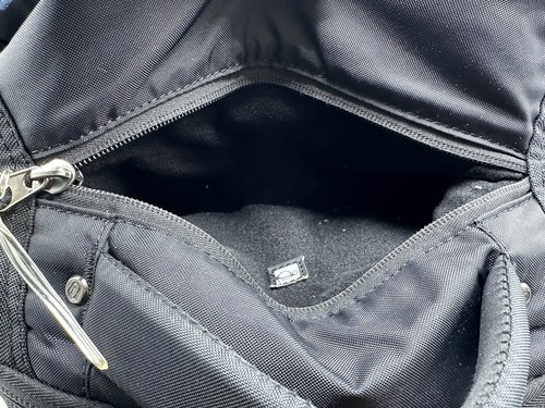 OGIO laptop backpack (Black) Poor Condition - Picture 10 of 13