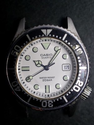 CASIO LD 700 Quartz 3 Hand Watch Timepiece Authentic Vintage Genuine