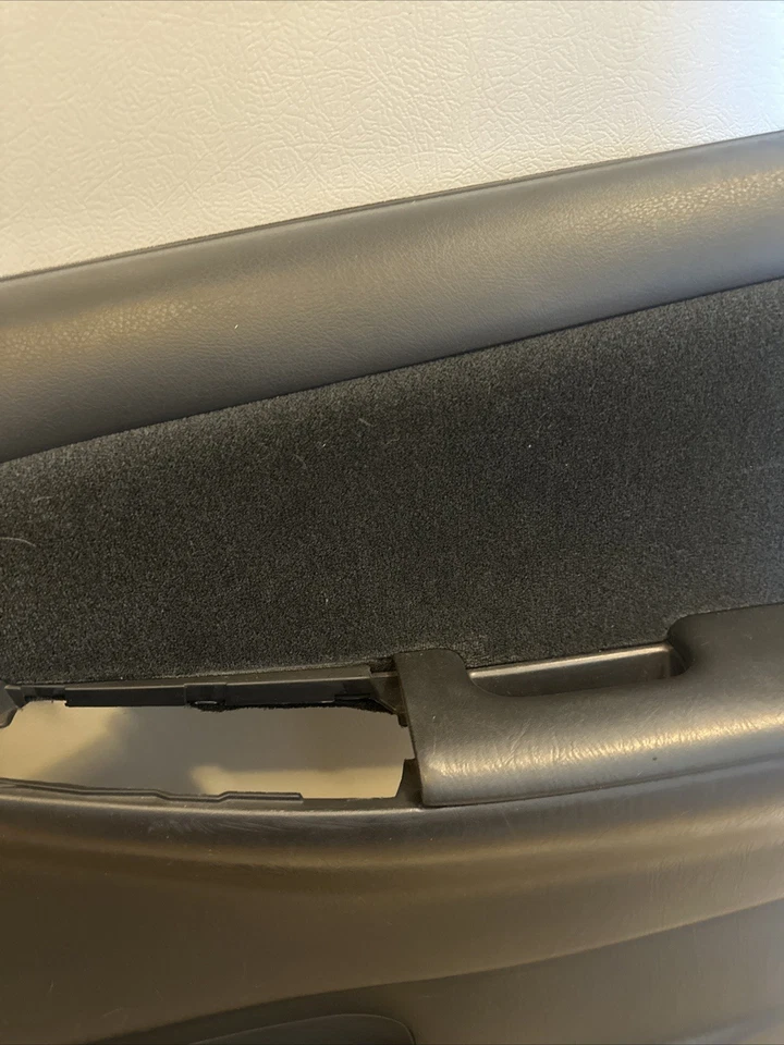 2003 2004 2005 2006 2007 2008 Toyota Corolla Right Front Passenger Door Panel Foto 3 de 4