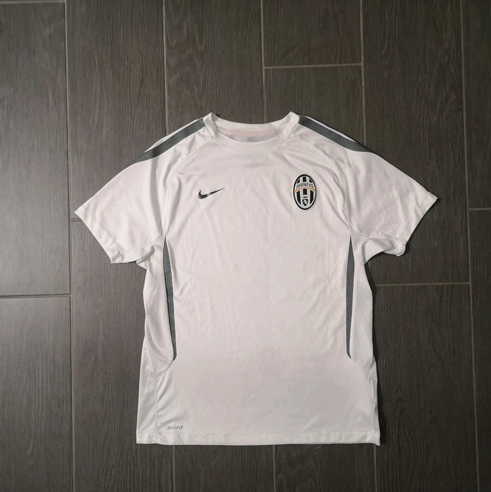 Vintage Retro 2010/11 Juventus Turin Trikot Größe: XS Pashanim Y2K Fußball Nike