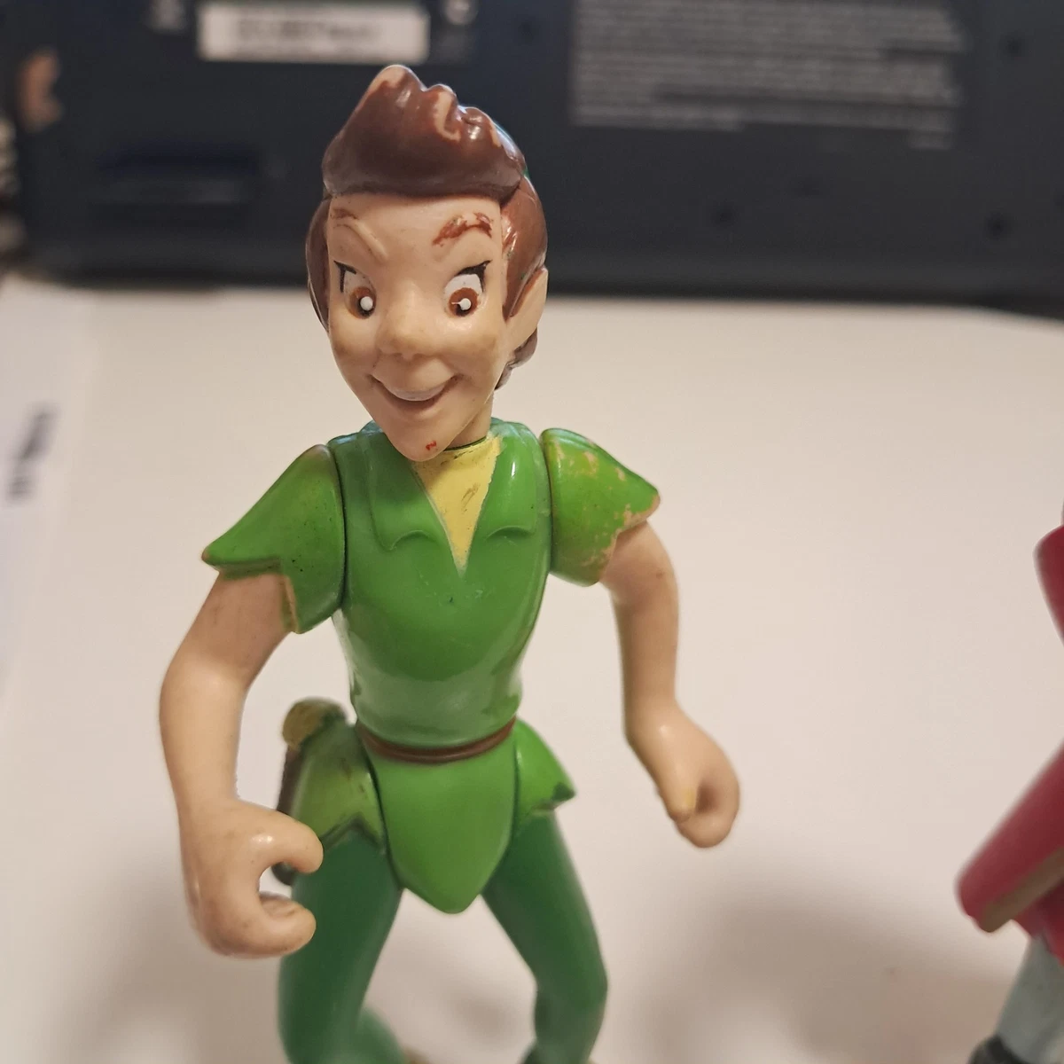 Lot of 2 action figures 15 cm PETER PAN articulated with CAPTAIN HOOK Disney