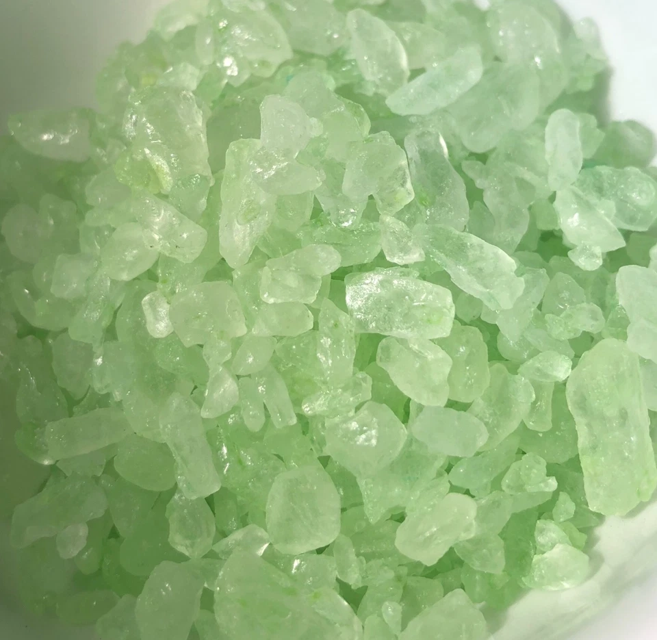 Beautiful assorted colour edible geodes, rock candy, geode cake, sugar candy,  - Image 4 of 4