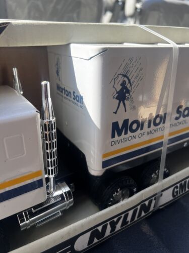 Vintage Morton Salt Nylint Pressed Steel 18 Wheeler Semi Truck, MIB c1990 - Picture 3 of 9