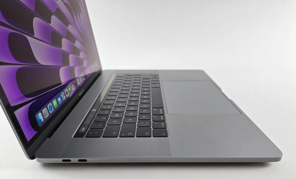 Apple MacBook Pro 15" Core i7 16GB 512GB Radeon Pro 560 4GB 2017 Touchbar #59 - Bild 2 von 4