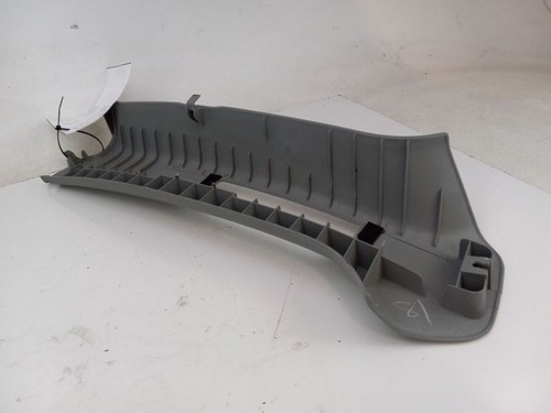 2004 HONDA ODYSSEY RIGHT SIDE UPPER QUARTER PILLAR TRIM - Picture 6 of 6