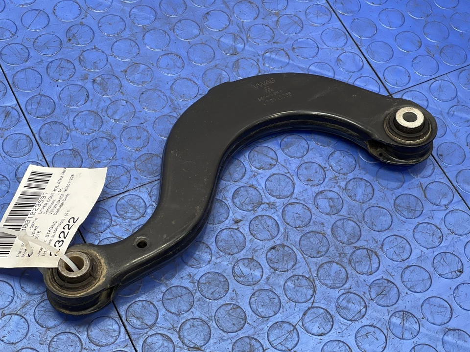 Brazo de control superior trasero Volkswagen Audi A3 Q3 TT Golf Eos lado izquierdo o derecho OEM Foto 4 de 4