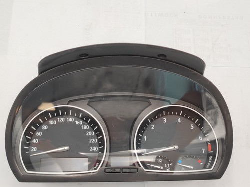 Orig BMW 1er E81 Tacho Kombiinstrument Cluster Diesel 240km/h ohne Teilenummer
