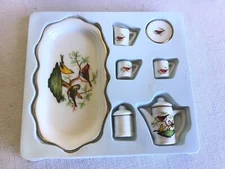 Vintage NIP Miniature Collectible Porcelain Bird Gold Gilded Tea Set Taiwan