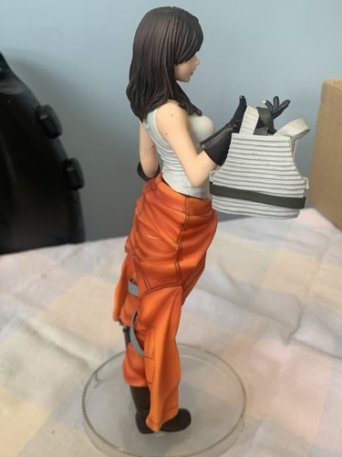 Star Wars ARTFX Jaina Solo 1/7 Scale figure please read description pre-owned - Picture 4 of 14