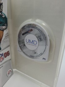 MADDEN NFL 2006 PSP Playstation Portable Complete in Box w/ Manual 