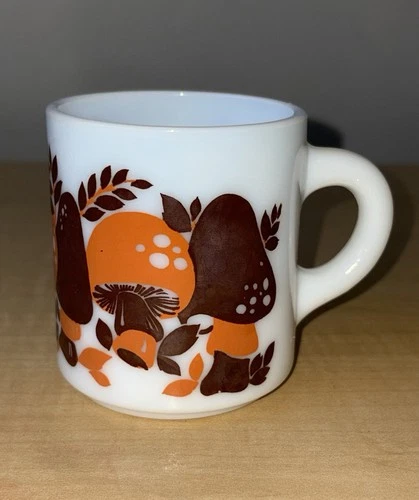 VTG Hazel Atlas Mushroom Milk Glass Mug Retro