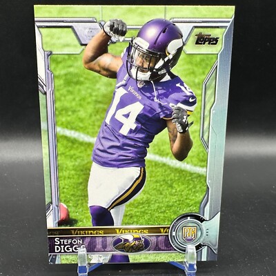 Stefon Diggs Rookie Variation SP Flexing 2015 Topps #452B 452 Vikings
