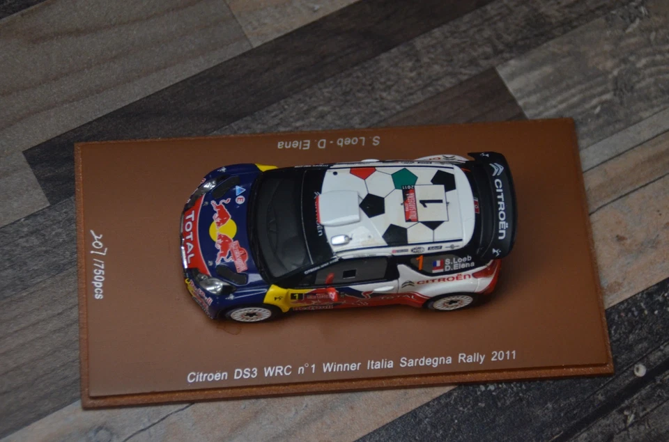 citroen ds3 wrc loeb/elena spark winner italie rallye sardaigne 2011 - Photo 2/2