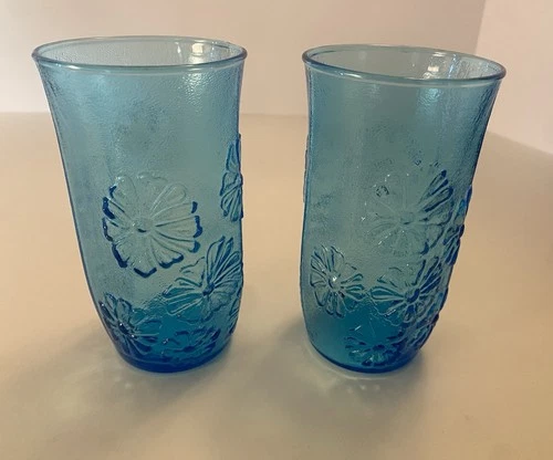 2 Vtg Anchor Hocking Aqua Blue Spring Song Embossed Daisy Flower Glass Tumbler!