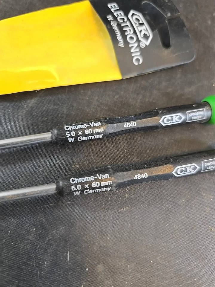 Carl Kammerling CK  4840 Precision Nut Drivers W. Germany 5.0 x 60mm Set of 2 - Image 2 of 3