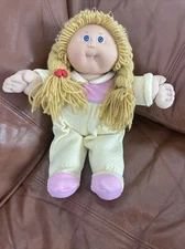 1985 Cabbage Patch Girl Dirty Blond Pigtails / Blue Eyes Tooth Dimples 