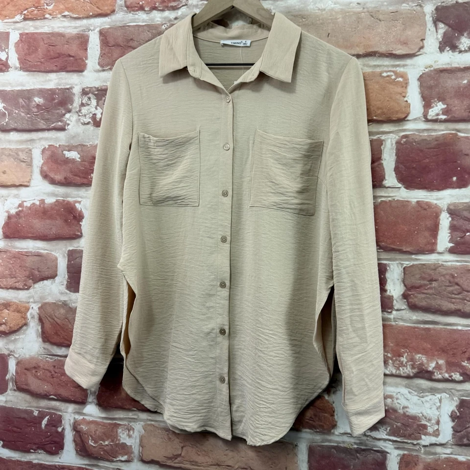 Camisa Timing Mujer Pequeña Beige Con Botones Manga Larga Cuello Blusa Bolsillos Foto 3 de 4