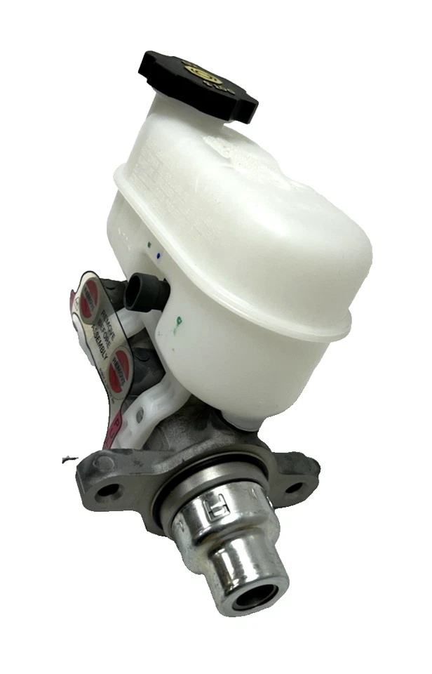 25840452 OEM GM depósito de cilindro maestro de frenos 2009-2012 Chevrolet Colorado Foto 3 de 4