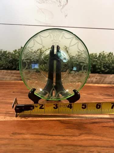 Stunning Green Cameo Depression Glass - 5-1/2" Cereal Bowls.