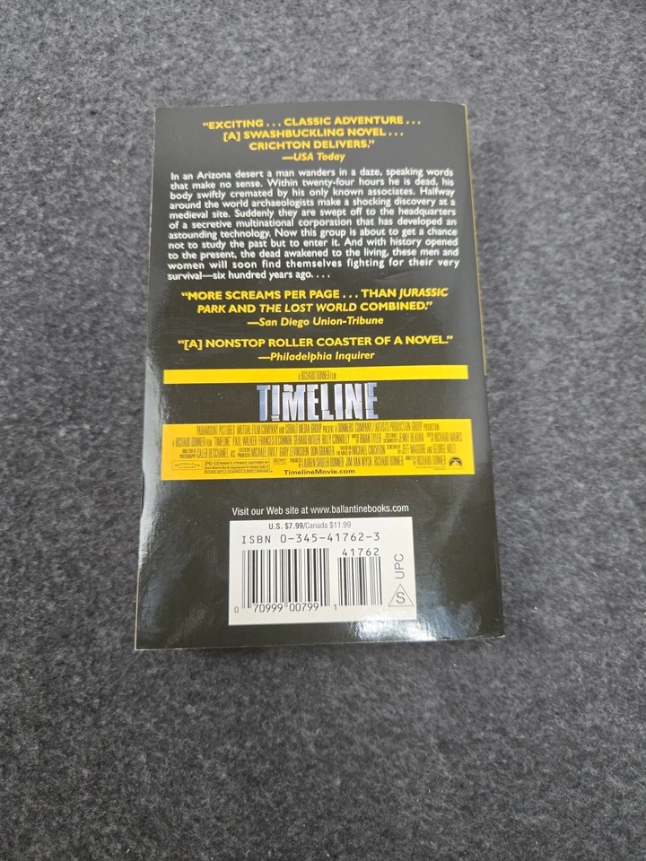 Timeline - Paperback By Michael Crichton - Foto 2 de 4