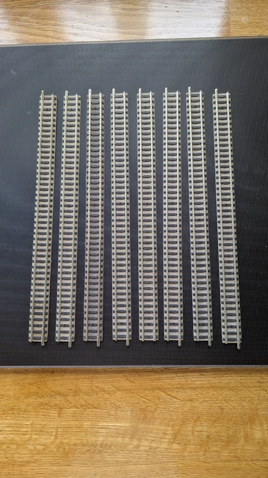 Fleischmann Piccolo N Gauge 8 x Profi Track 9100 Ballasted Straights 222mm - Image 1 of 4