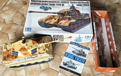 Tamiya 1:16 Königstiger II Frühe VersionNr. 35000-5604 Panzerkampfwagen Henschel