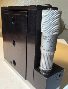 Modern Optics TS-11-150 Precision Translation Stage w/ Starrett No. 463 Micromet