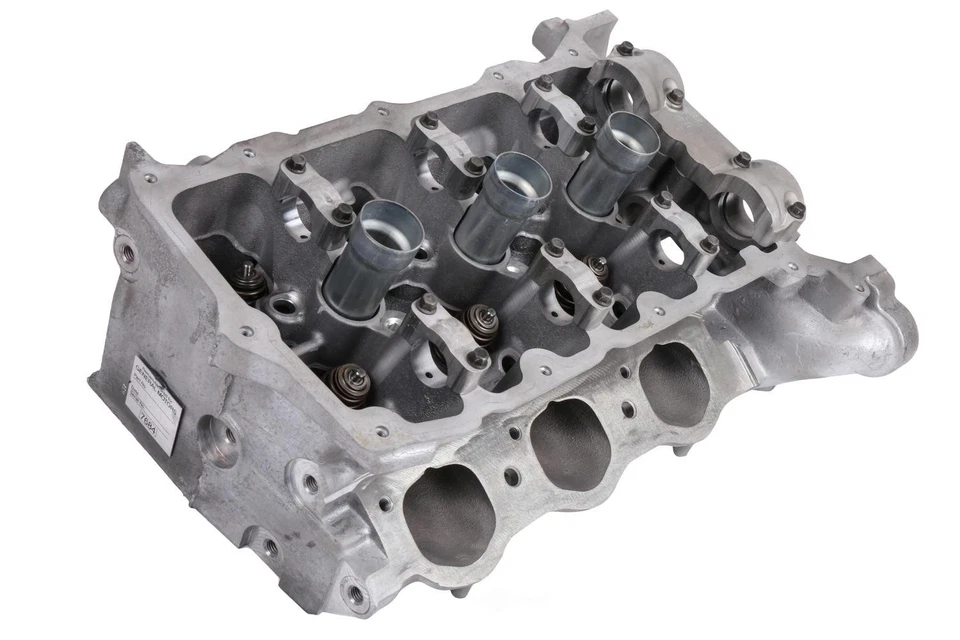 Cabeça de cilindro do motor - Imagem 2 de 3