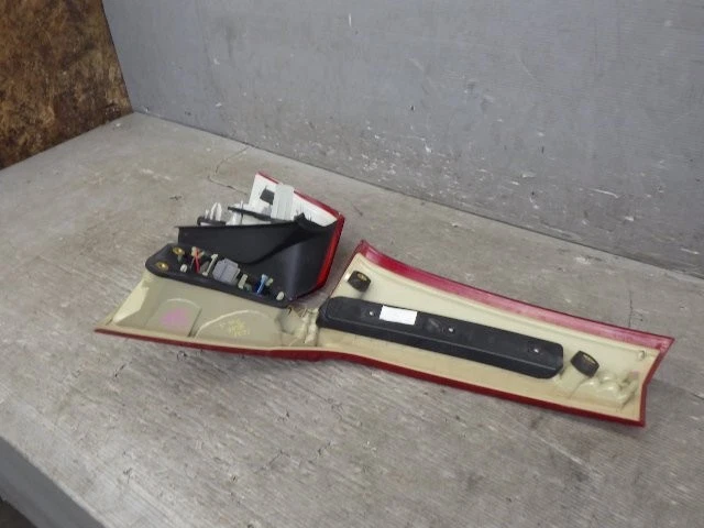 Luz trasera JDM 2003 Toyota Celica ZZT231 primera OEM STANLEY EE. UU. deber incluido Foto 2 de 4