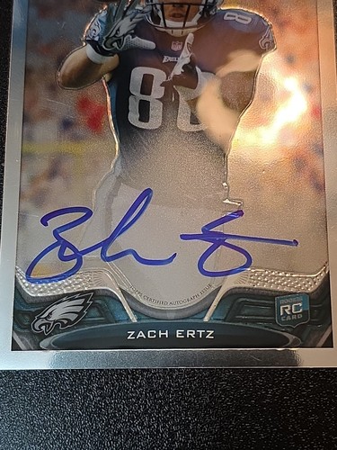 2013 Topps Chrome Zach Ertz *ON CARD* /600 RC Autogramm - Bild 2 von 12