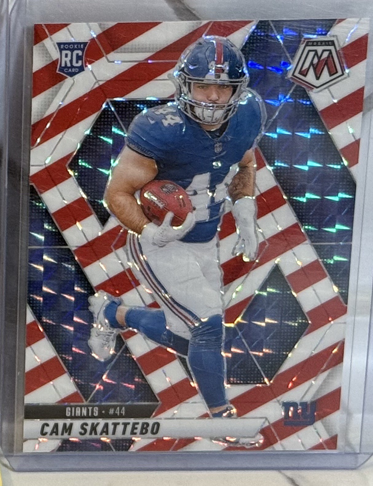 2025 Panini Mosaic Mosaic Red and White Stripe Prizm #305 Cam Skattebo Rookie